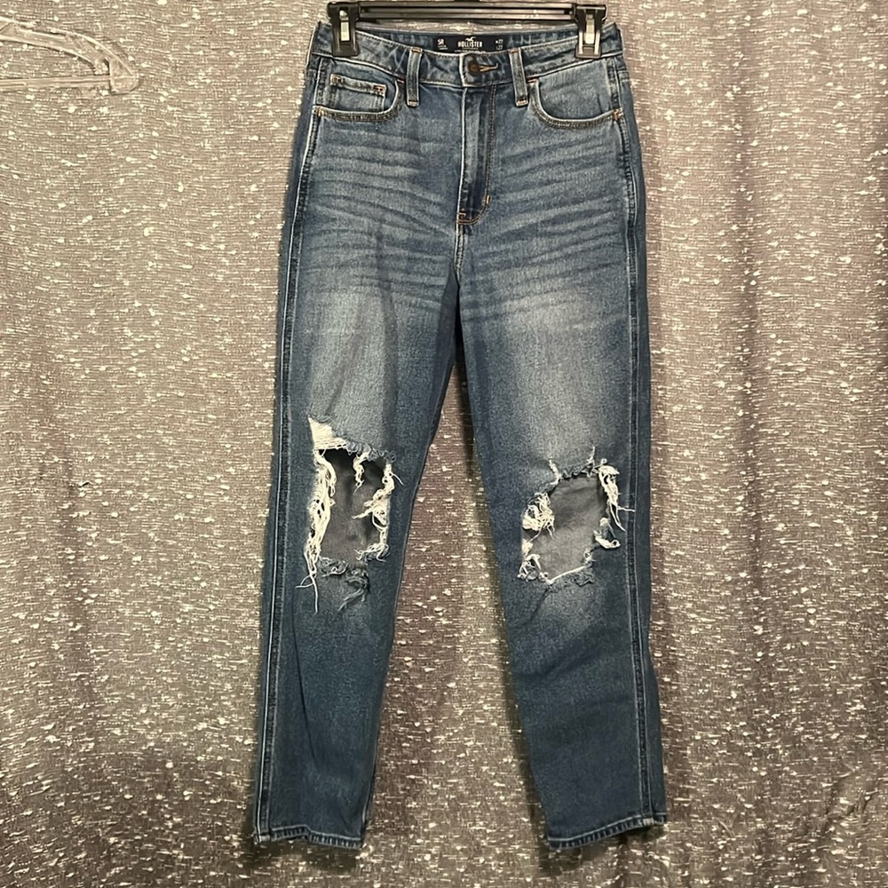 Hollister Distressed Jeans Size 5